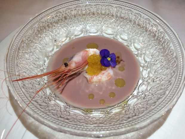 Ajo rosa con quisquilla. Mesón El Granaino. Chef Odón Martínez.